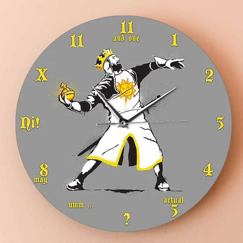 Vista 4 de Geek Alerts Banksy Python 1-2-5 Reloj de pared de cuarzo silencioso inspirado en el Santo de Antioquía, respetuoso con el medio ambiente, funciona