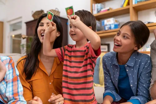 Vista 2 de Ravensburger Juego de memoria de dinosaurios: divertido y rápido juego de cerebro para niños de 3 años en adelante, imágenes vibrantes