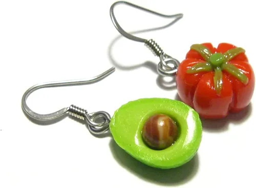 Vista 8 de Making Salsa - Pendientes de tomate y aguacate - Tiny Food Jewelry
