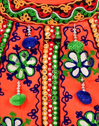 Vista 4 de Ahhaaaa Disfraz de algodón para niñas de Leghnga Choli Chania Choli con Dupatta Set 002