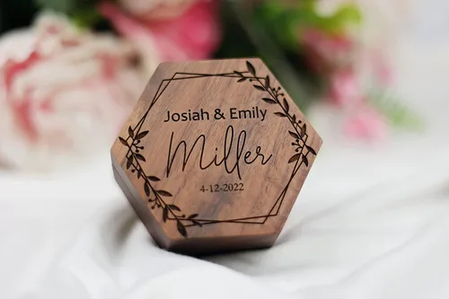 Vista 4 de Personalized Wooden Ring Box, Custom Wedding Ring Box, Engagement Ring Box, Custom Ring Holder