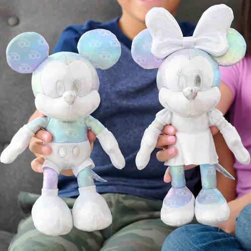 Vista 3 de Disney 100 años de maravilla Juego de coleccionistas de muñecos de peluche de Mickey Mouse y Minnie Mouse, juguetes para niños de 2 años en adelante