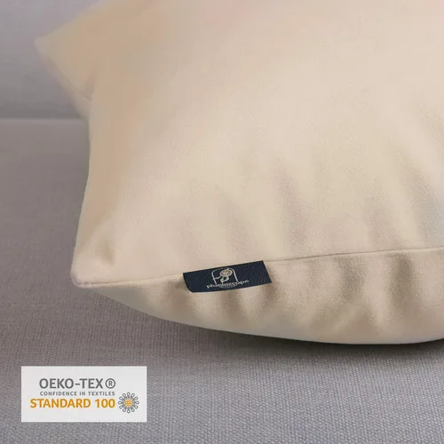 Vista 2 de Phantoscope Paquete de 2 fundas de almohada decorativas de terciopelo suave y cuadrado para sofá, color beige, 18 x 18 pulgadas, 17.7 x 17.7 in