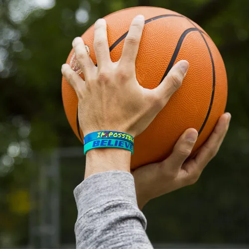 Vista 3 de QEERBSIN Paquete de 12 pulseras motivacionales para hombres, mujeres y adolescentes, pulseras inspiradoras de silicona unisex para adultos