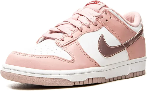 Vista 4 de Nike Dunk Low SE (GS) - Tenis para niños Free 99 Cents, CZ2496-001