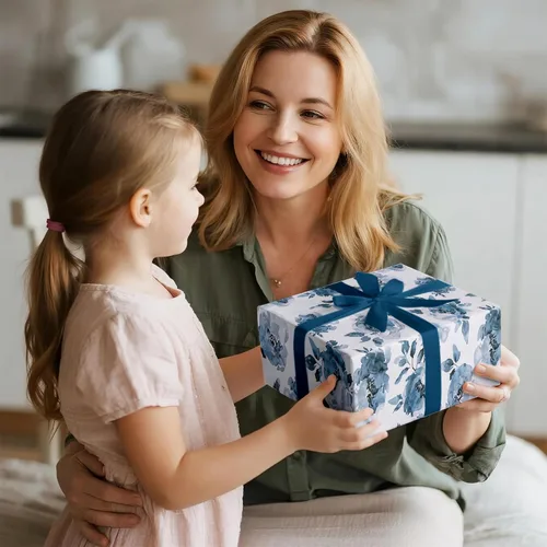 Vista 6 de RUSPEPA Papel de regalo reversible floral para niñas y mujeres, mini rollo, acuarela azul floral y azul sólido papel de regalo para cumpleaños