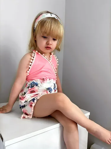Vista 3 de UNICOMIDEA 6M-3T Traje sin espalda para bebé niña traje mameluco con diadema