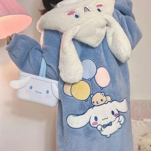 Vista 3 de aakg Bonita bata de forro polar con capucha para mujeres y niñas, diseño de dibujos animados kawaii, suave felpa cálida, talla única