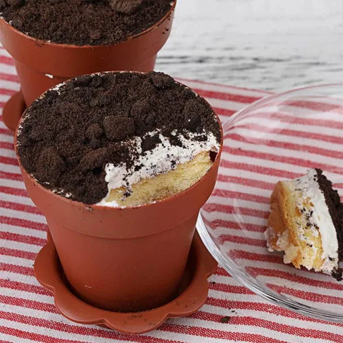 Vista 4 de Paquete de 50 vasos de postre en maceta de 6.1 fl oz de plástico de 6 onzas con tapa y cuchara, taza de degustación de aperitivos, adecuada