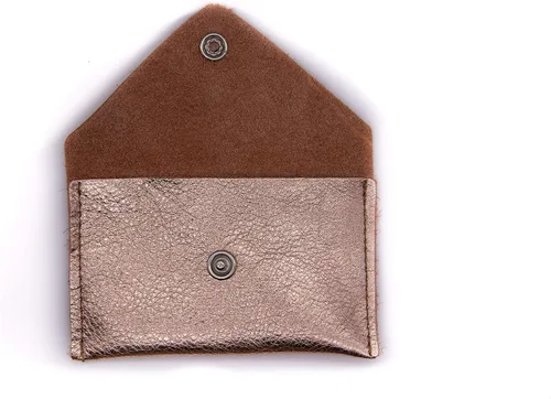 Vista 11 de Funda de cuero para tarjetas Mini cartera con broche de perlas - Hecho en los Estados Unidos