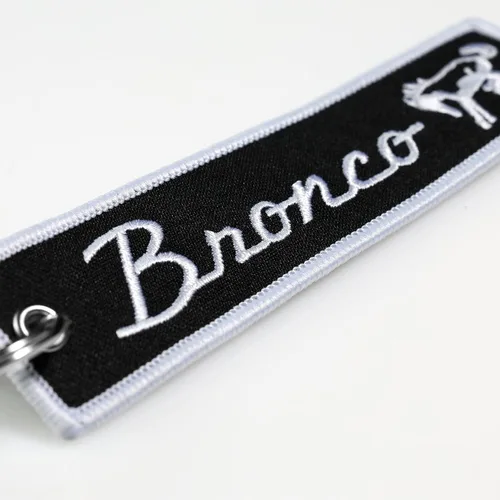 Vista 3 de Detroit Shirt Company Llavero bordado con logotipo de Ford Bronco 5" x 1" logos delanteros y traseros, Negro