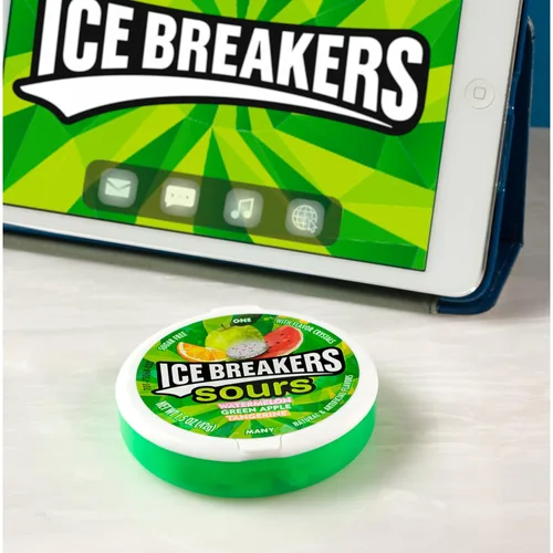 Vista 5 de ICE BREAKERS Sours - Latas de mentas sin azúcar con sabor a fruta surtida, 1.5 onzas (8 unidades)