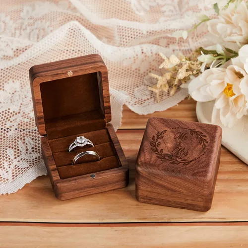 Vista 2 de Roycraft Caja de anillos Mr & Mrs con 2 ranuras para propuesta, boda, ceremonia, compromiso, día de San Valentín, cumpleaños, caja de madera