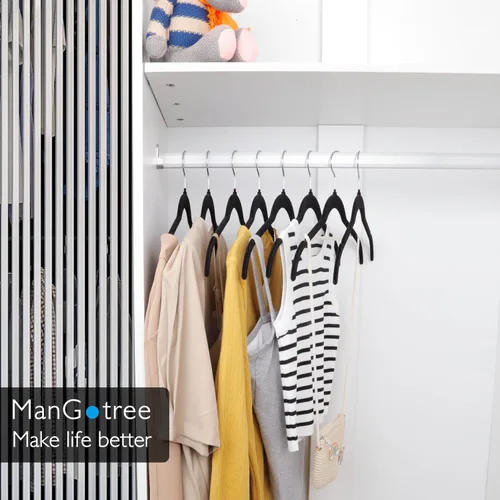 Vista 7 de ManGotree Perchas de terciopelo para mujer, perchas de 16.5 pulgadas con ranura para el hombro, perchas antideslizantes para ropa de vestir