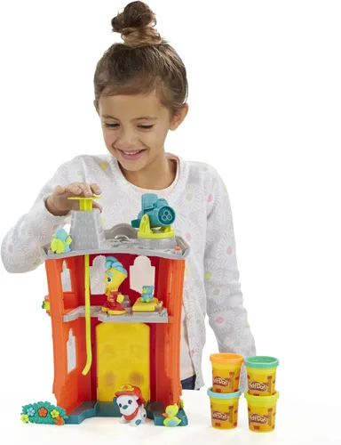 Vista 5 de Play-Doh Town Firehouse, Casa de juguete