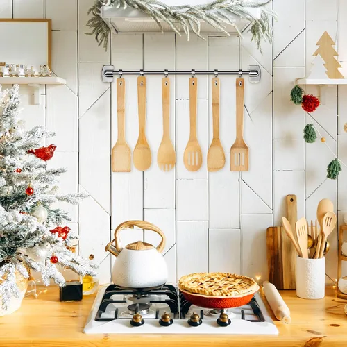 Vista 6 de Funnymoom Juego de 24 utensilios de cocina de Navidad, espátulas de bambú, cucharas de bambú con palillos artificiales, toalla de gofre, etiqueta
