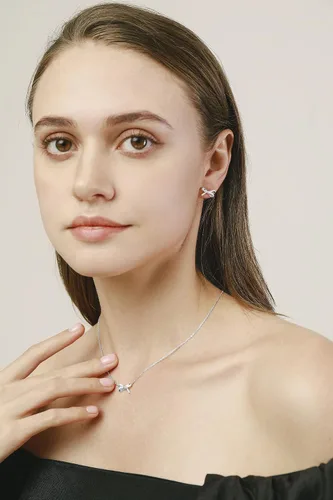 Vista 4 de Collar con colgante para mujer, plata de ley 925 chapada en oro de 14 quilates con circonita cúbica