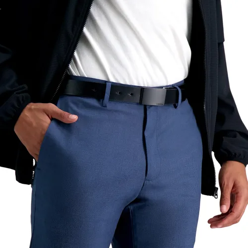 Vista 4 de Calvin Klein Cinturón reversible de cuero para hombre - 2-en-1 Estilo moderno versátil Negro/Negro
