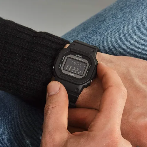 Vista 5 de Casio G-Shock - Reloj Bluetooth GW-B5600BC-1BER color negro