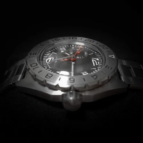 Vista 4 de Vostok Komandirskie 650539 GMT Reloj mecánico automático de buceo automático