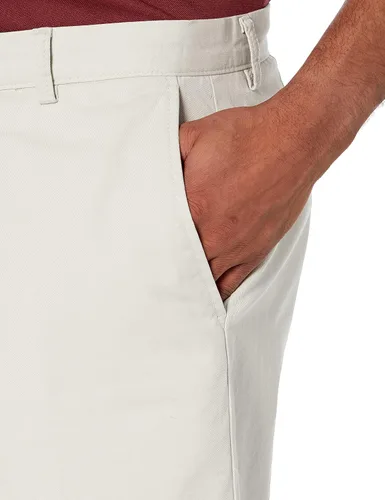 Vista 3 de Tienda Essentials - Pantalón corto de ajuste clásico, 9 pulgadas, para hombre