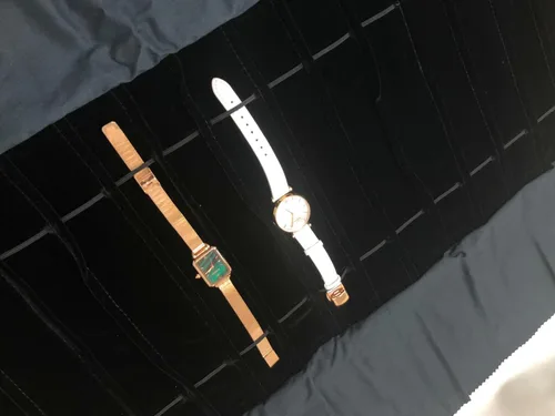Vista 3 de Rollo de viaje portátil de joyería negro y gris terciopelo reloj pulsera tobillera caja de almacenamiento organizador de cadena bolsa de transporte