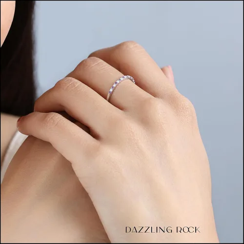 Vista 2 de Dazzlingrock Collection Alianza de boda apilable redonda de amatista y diamante blanco para mujer en oro