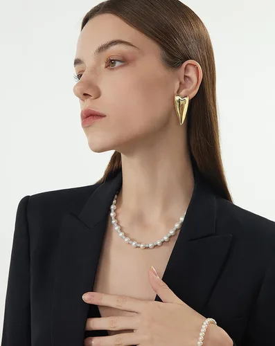 Vista 4 de INNERDIVA Aretes de oro con forma de corazón y dulce amor, regalo para mujer