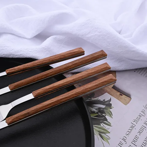 Vista 4 de Juego de cubiertos para 4 cubiertos de acero inoxidable de 16 piezas, juego de utensilios de cocina con mango de efecto de madera, incluye cuchara
