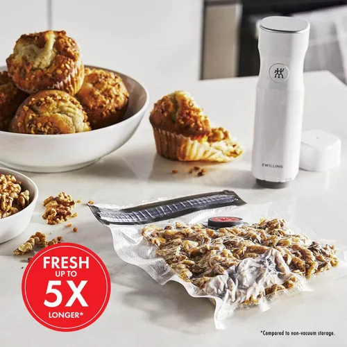 Vista 9 de Zwilling Fresh & Save. Juego de bolsas selladoras al vacío para alimentos.