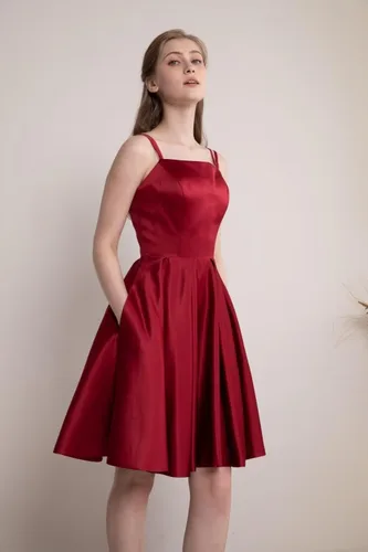 Vista 4 de Tianzhihe Vestidos cortos de satén para adolescentes 2024 con tirantes delgados, vestidos de fiesta de cóctel con bolsillos