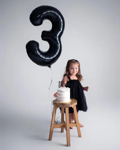 Vista 2 de Globo negro del número 0 de 40 pulgadas – globo número 0, decoraciones