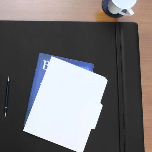Vista 12 de DACASSO Tapete clásico de cuero para escritorio con rieles laterales - Secante de escritorio de cuero de lujo para escribir - Protector acolchado
