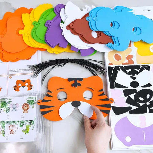 Vista 2 de Winlyn 27 juegos de máscaras de animales de la selva, kits de manualidades, máscaras faciales de animales de safari, máscaras de espuma para fiestas