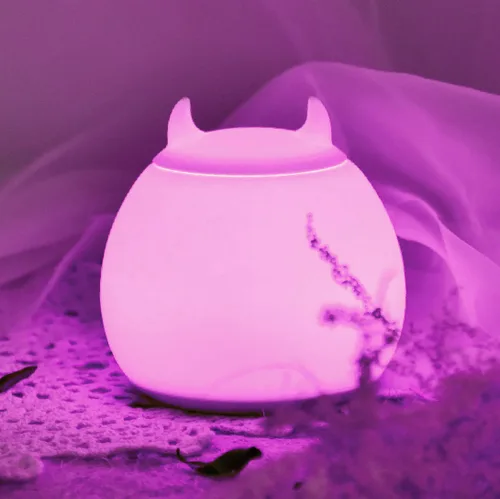 Vista 7 de Luz nocturna LED de silicona portátil de dibujos animados para niños, recargable por USB, luz blanca cálida/cálida, luz cambiable, bonita lámpara