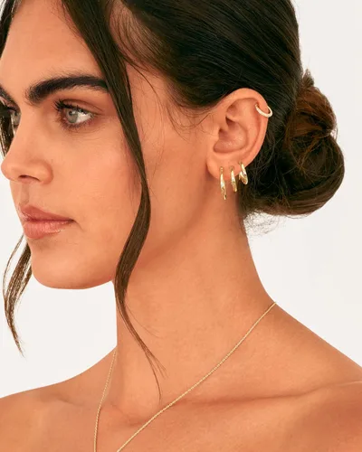 Vista 2 de PAVOI 18K Gold Plated 925 Sterling Silver Posts Small Hoop Earrings for Women - Trendy Geometric Plain Chunky Huggie Earscape Piercing Pack