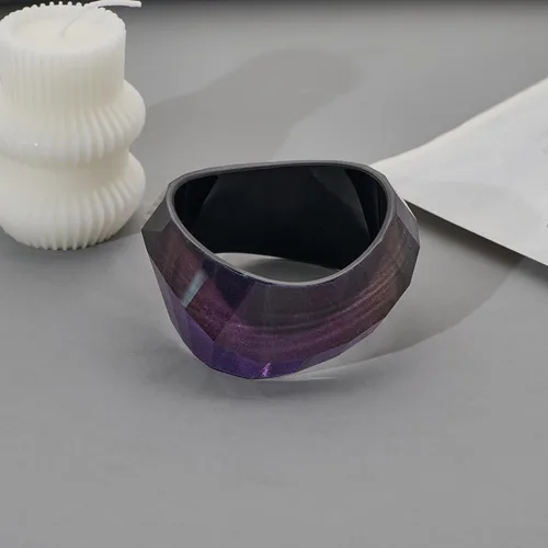 Vista 3 de Pulsera de resina acrílica de moda para mujer, gruesa y transparente, con placa moteada de acetato