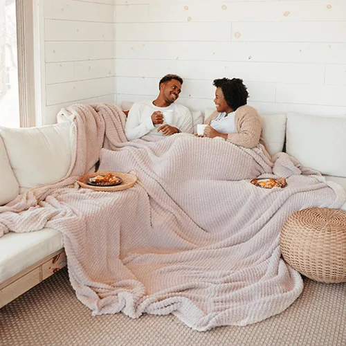 Vista 28 de Big Blanket Co Original Stretch Ballerina - Manta gigante extra grande de 6 x 6 pies, suave, elástica, lavable a máquina, se adapta a toda la familia