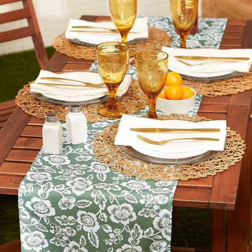 Vista 4 de DII Colección floral de mesa para exteriores, resistente al agua, 14x72 (Runner), verde alcachofa