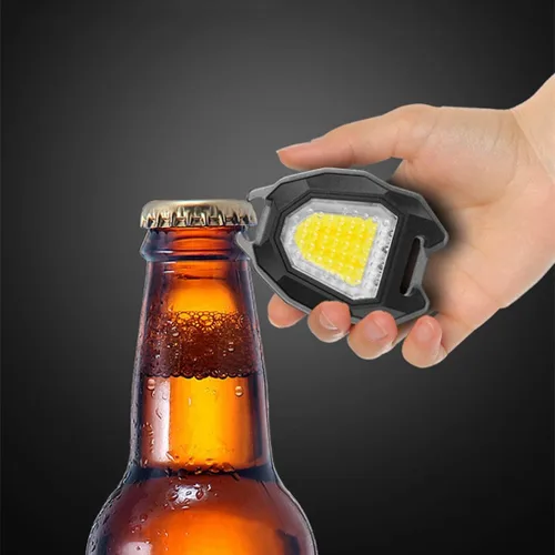 Vista 4 de Taoke Mini luz de trabajo COB con función de abrebotellas, soporte ajustable, silbato, encendedor de cigarrillos, soporte de base magnética