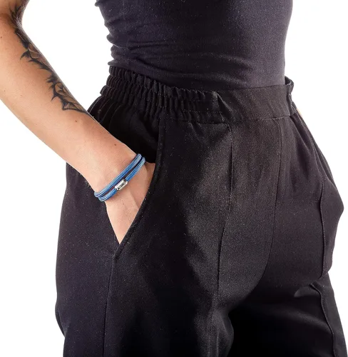 Vista 4 de Wind Passion - Pulsera de cuerda de paracaídas ligera y resistente con cierre magnético para hombres y mujeres, Medium