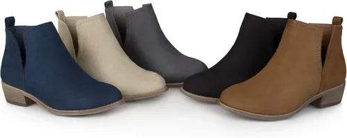 Vista 6 de Journee Collection Botas de gamuza sintética con punta redonda para mujer