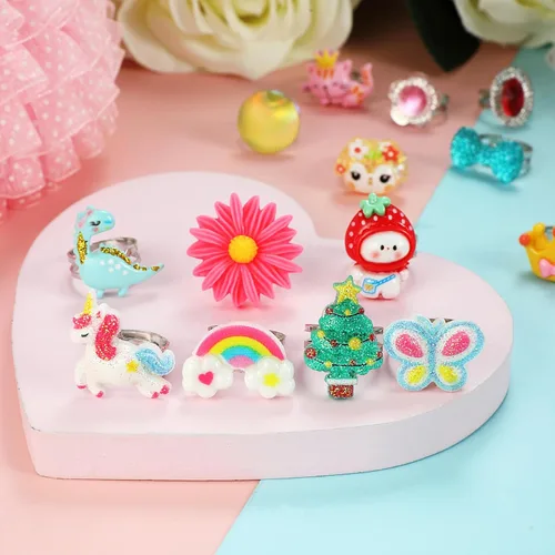 Vista 5 de PinkSheep Little Girl Jewel Rings in Box, Adjustable, No Duplication, Girl Pretend Play and Dress Up Rings (24 Lovely Ring)