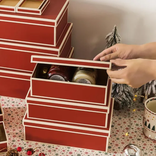 Vista 6 de Soul & Lane Cajas de Navidad con tapas, juego de 10, cajas de regalo rojas festivas para regalos, almacenamiento decorativo de cartón