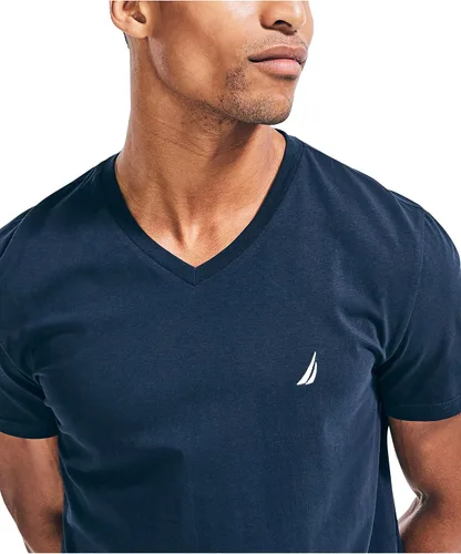 Vista 4 de Nautica Camiseta con cuello en V con logotipo de clase J para hombre