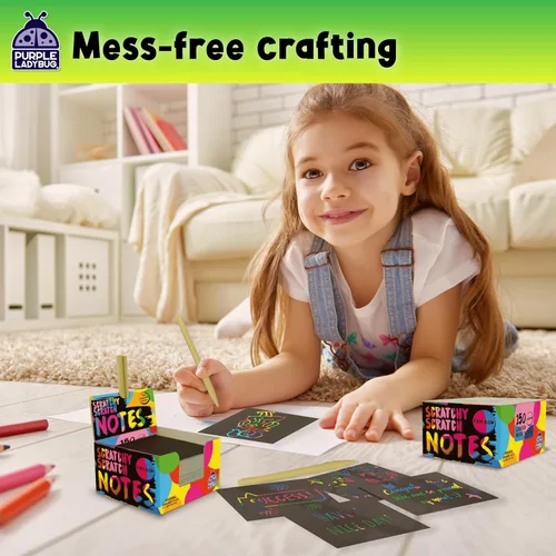 Vista 6 de Mininotas raspables: 150 hojas negras con holograma de brillo plateado o arco iris para niños, hojas para arte y manualidades y garabateo. Incluye