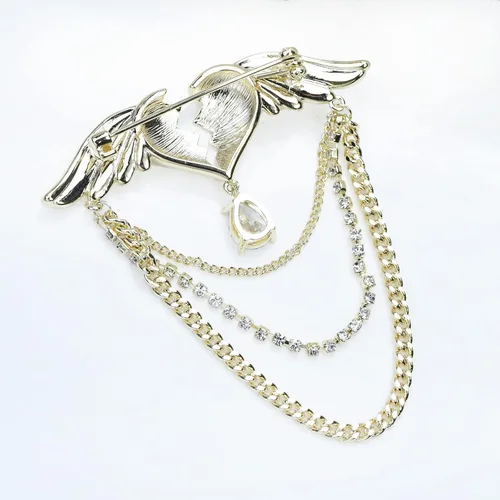 Vista 4 de VVCome Broche de corazón latiendo con alas de ángel, broche de solapa, borla y collar de cristal, broche de corazón de amor