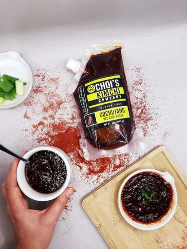 Vista 3 de Gochujang sin gluten [vegano, sin gluten] por Choi's Kimchi Co. fabricado en Estados Unidos. (16 onzas (paquete de 1))