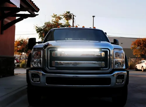 Vista 5 de iJDMTOY Kit de barra de luz LED de 30 pulgadas de montaje en rejilla superior compatible con Ford F250 F350 Super Duty 2011-2016, incluye (1) barra
