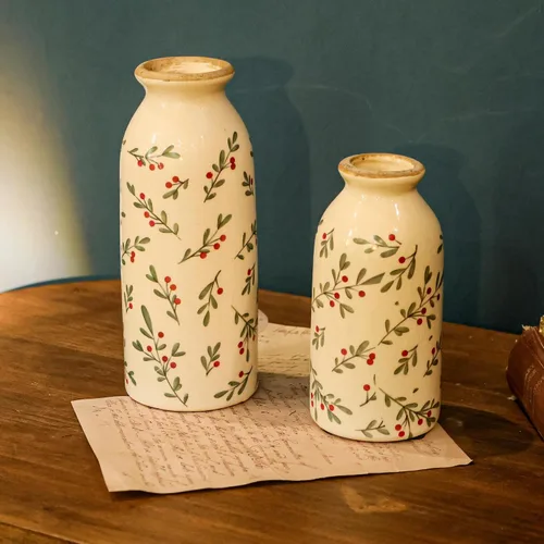 Vista 8 de [Usado] Ronasip Jarrones de acebo de Navidad, juego de 2 jarrones de cerámica, decoración rústica pintada a mano, esmalte agrietado con hielo